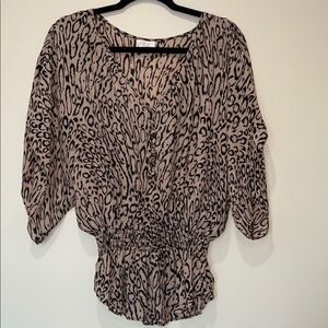 Parker 100% Silk Animal Print Women's Top Size Medium